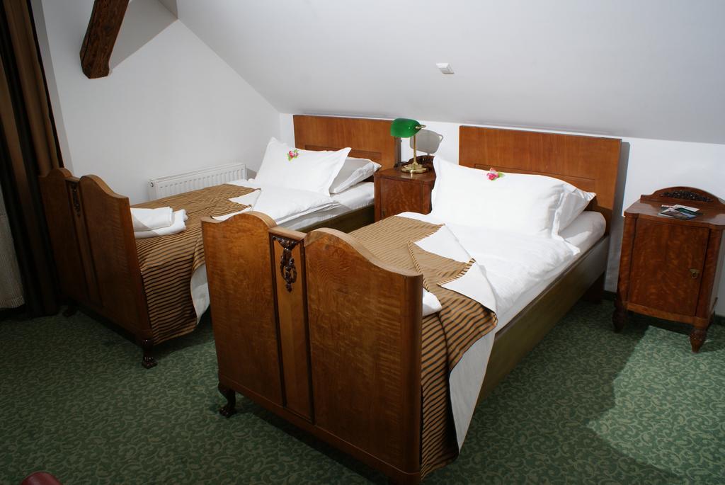 Hotel Park Птуй Экстерьер фото