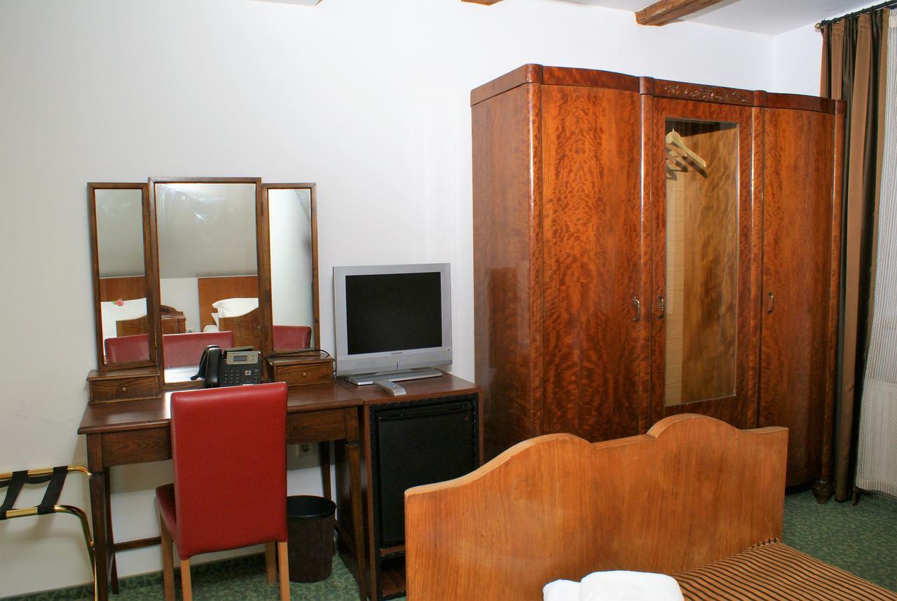 Hotel Park Птуй Экстерьер фото
