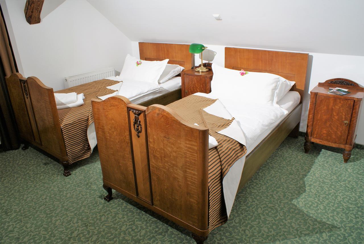 Hotel Park Птуй Экстерьер фото