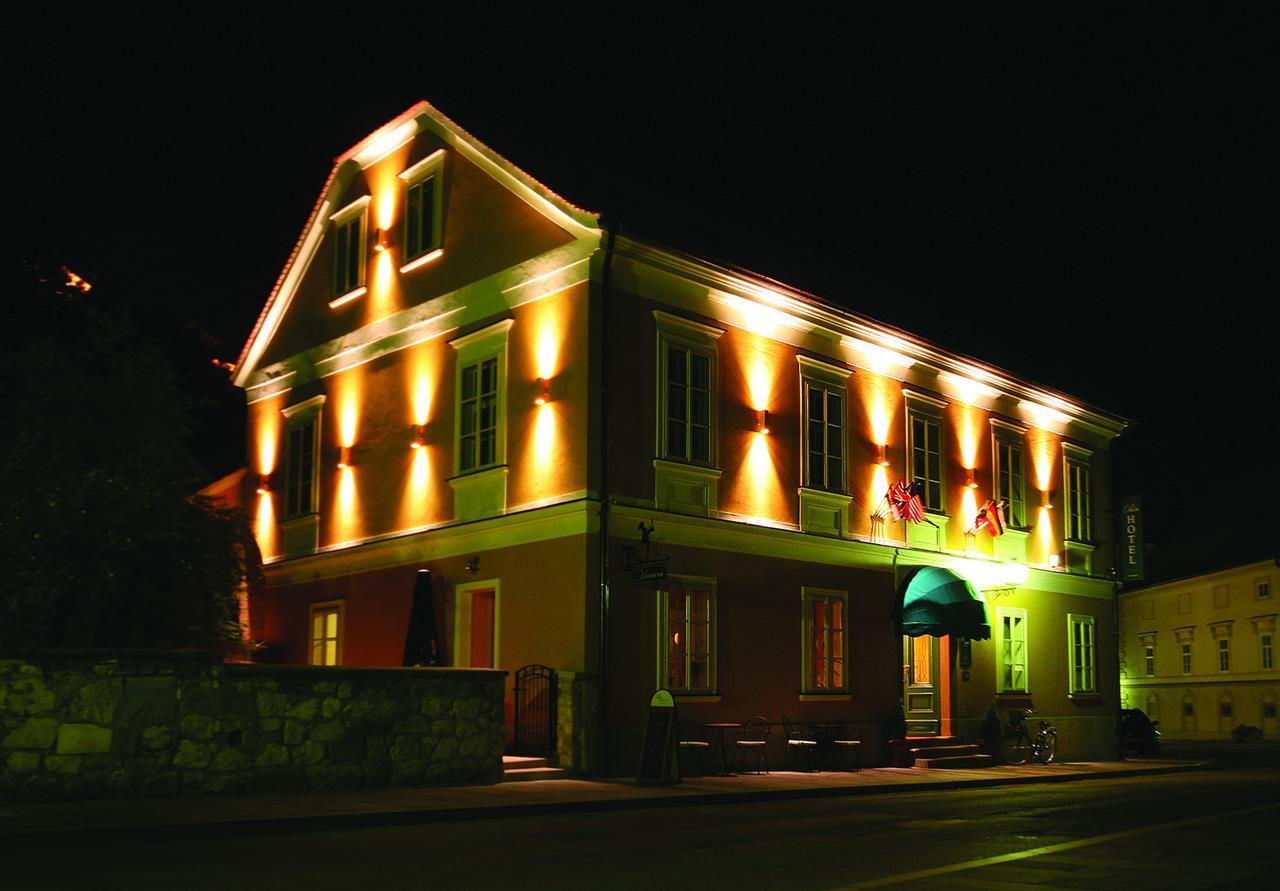 Hotel Park Птуй Экстерьер фото