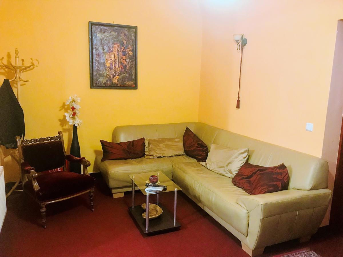 Hotel Park Птуй Экстерьер фото