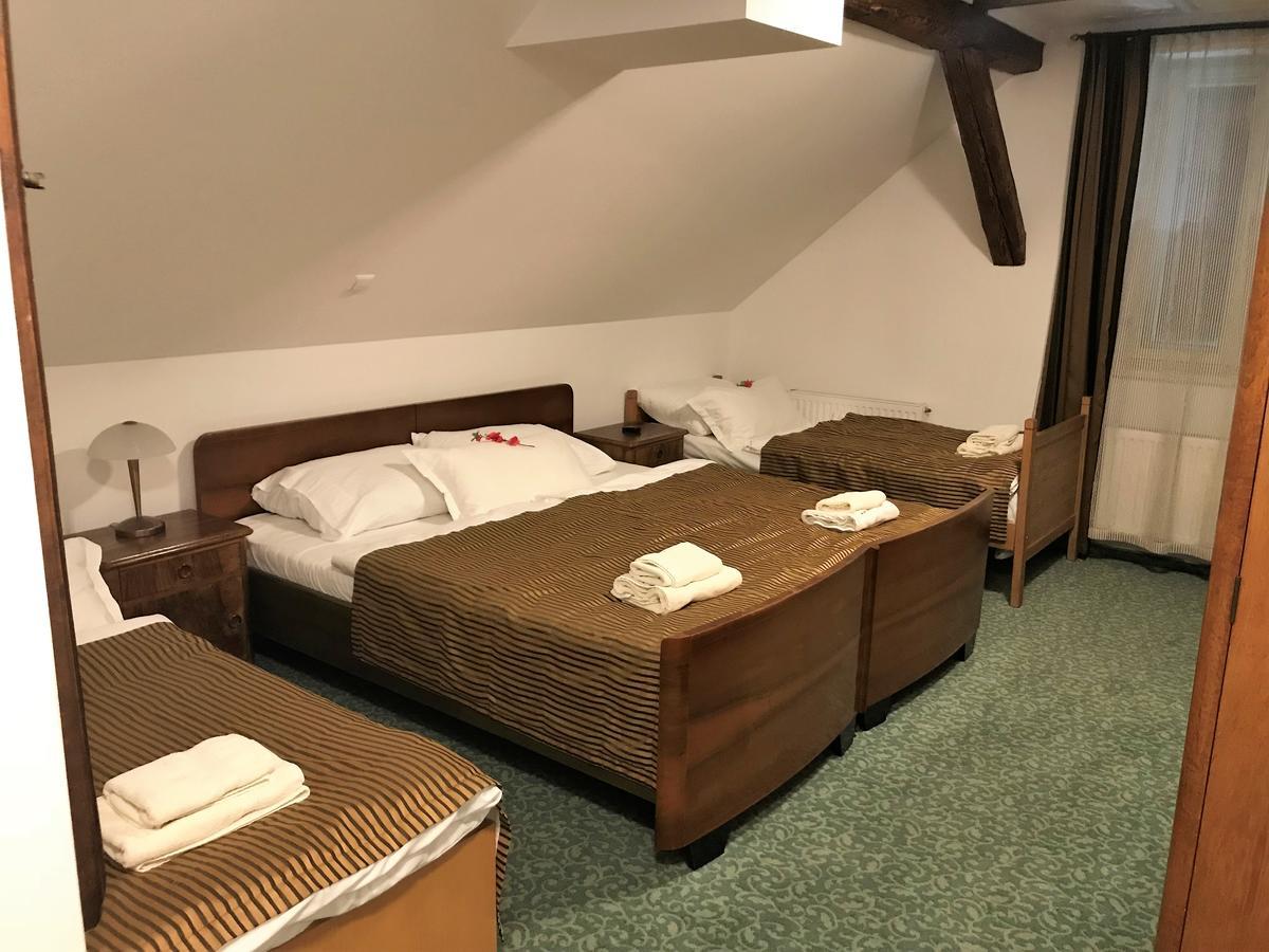 Hotel Park Птуй Экстерьер фото